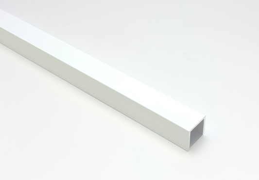 Aluminium med hvid pulverlakering - Firkantrør 30x30mm